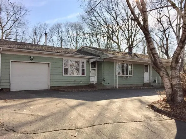 145 Boston St, Coventry, RI 02816