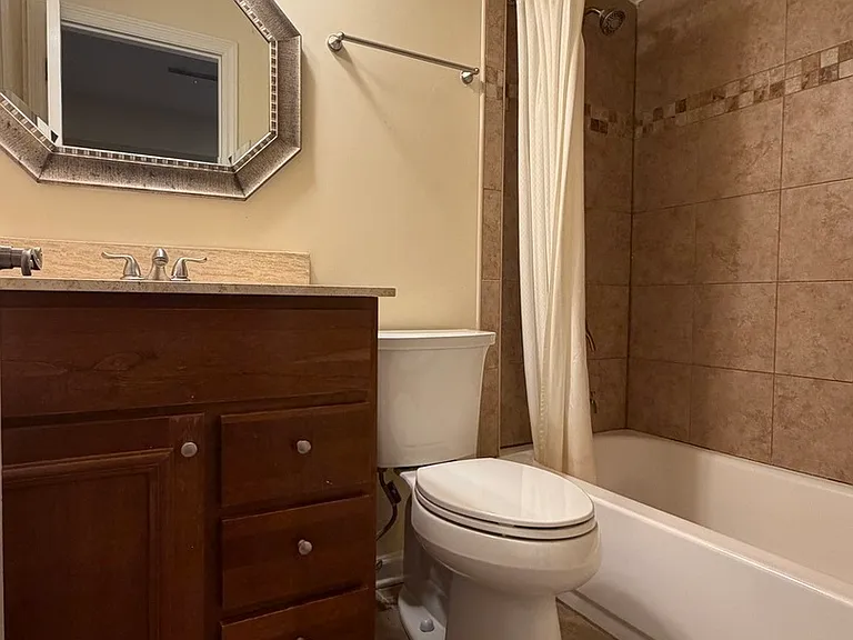 3021 Highland Ave — Photo 9