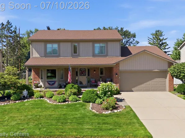 34436 Marina Ct, Westland, MI 48185
