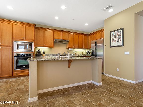 4th image of 623 Astera Ct