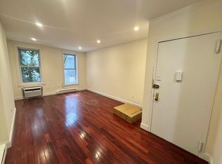 421 W 56th St #4T, New York, NY 10019