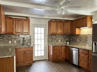 7 Lawndale Ave, Saugus, MA 01906