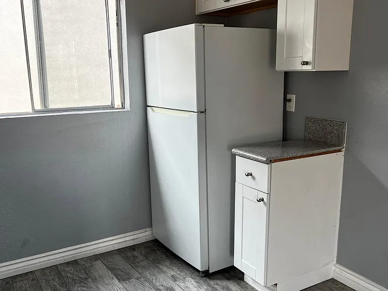 120 W 73rd St #4 — Photo 5