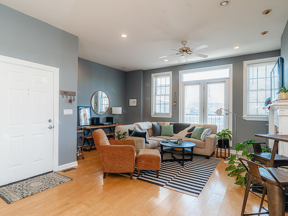1st image of 509 N Hartland St #2N