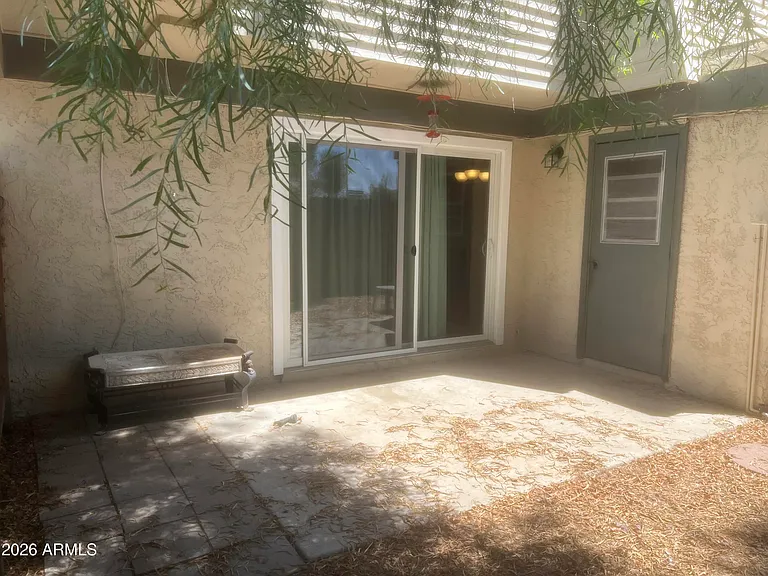 5902 W Townley Ave — Photo 32