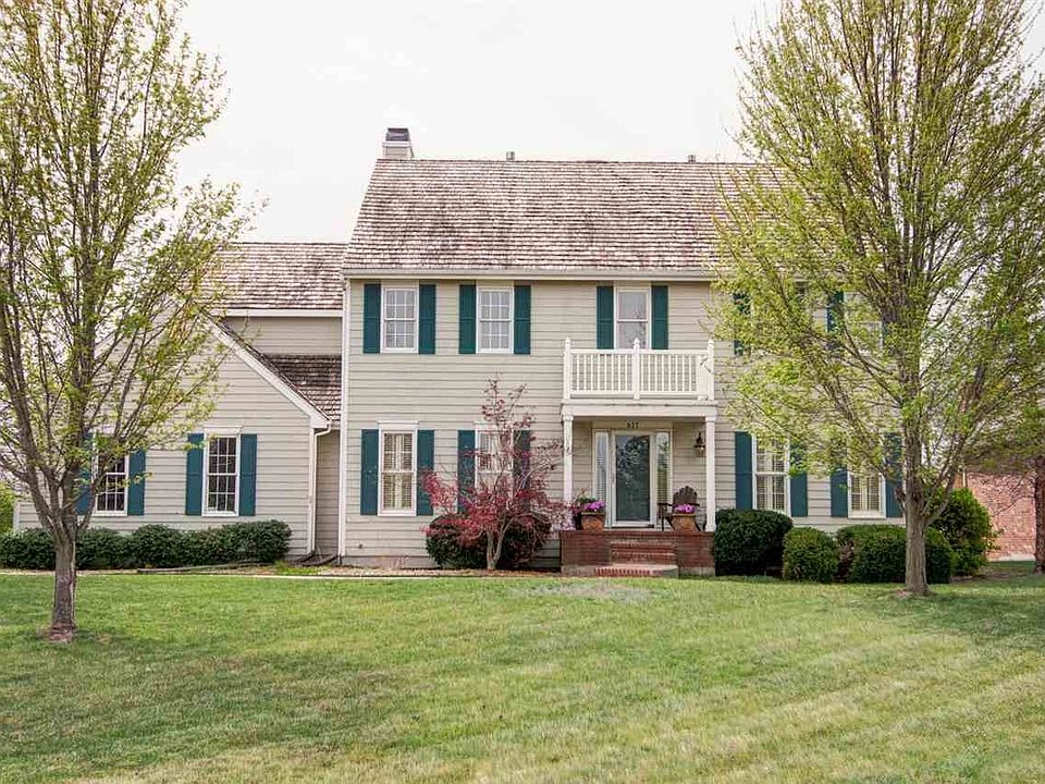 1st image of 937 N Woodridge Ct