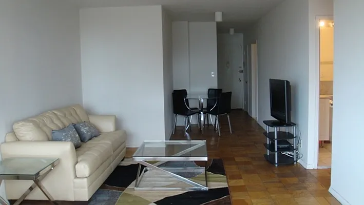 Rented by Luxury Property Group | media 39