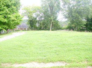 1109 Old Kentucky St N, Kingston, TN 37763