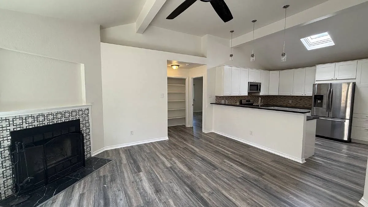 2111 Margalene Way in Austin, TX 78728 — Photo 4
