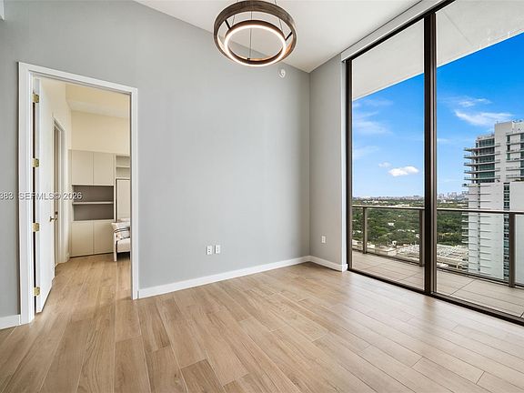5th image of 2655 S Bayshore Dr APT 1906