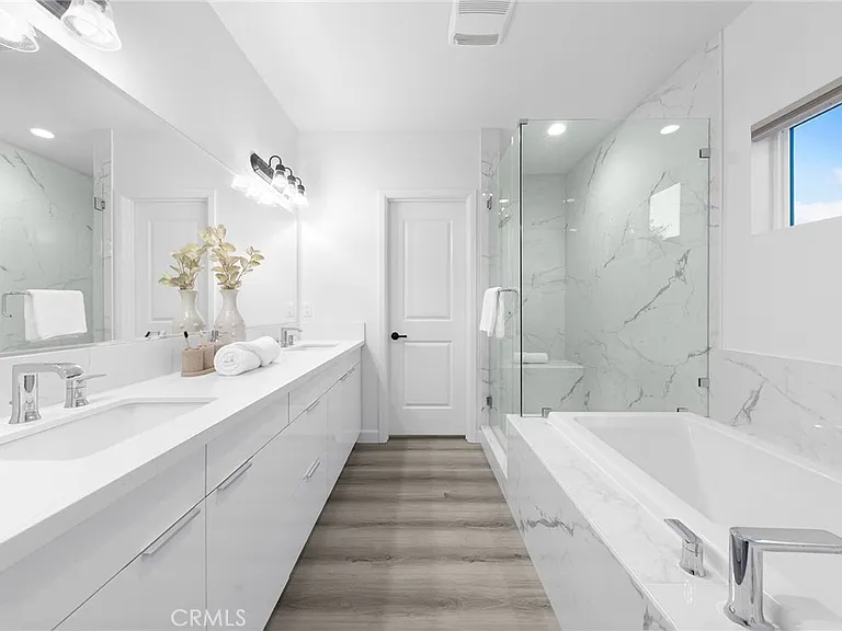 1359 Point Loma Pl — Photo 44