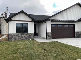 1500 Dearborn Dr, Springfield, IL 62711