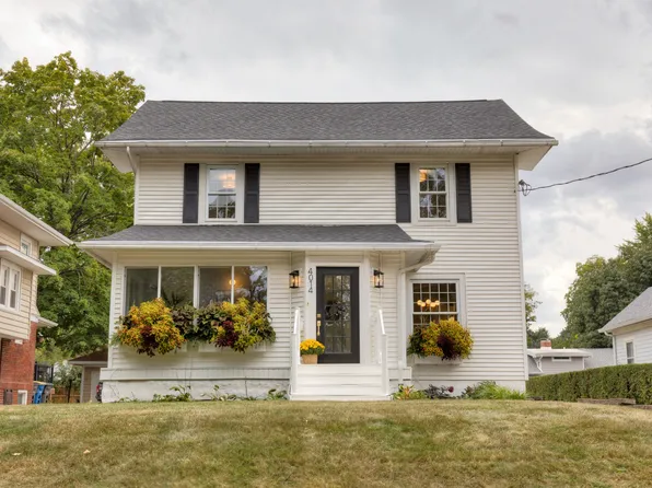 4014 Cottage Grove Ave, Des Moines, IA 50311