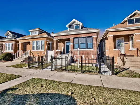 7136 S Oakley Ave, Chicago, IL 60636