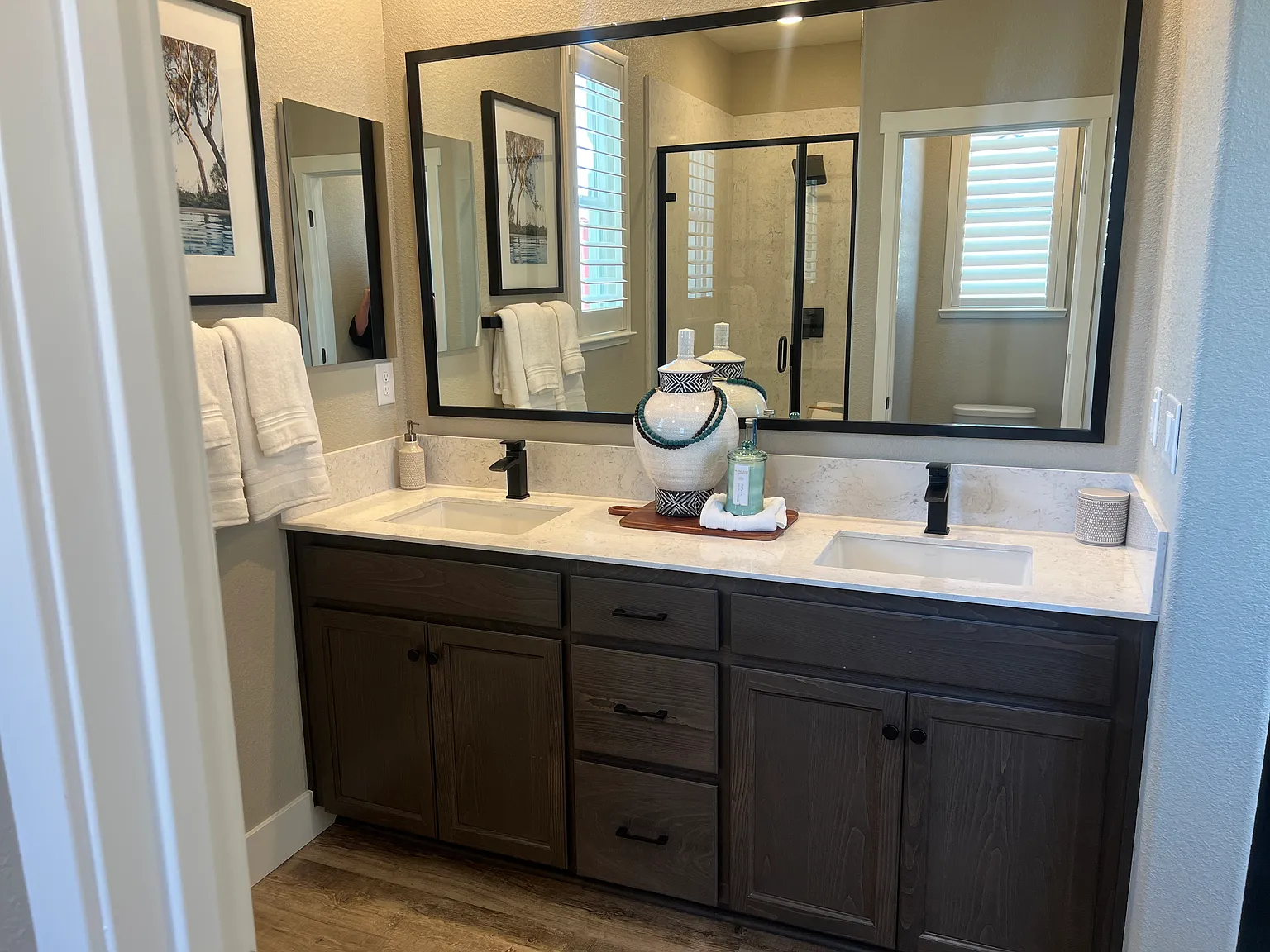4 bed, 1760 sqft, $3,400 — Photo 4