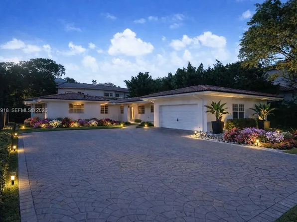 52 Camden Dr, Bal Harbour, FL 33154