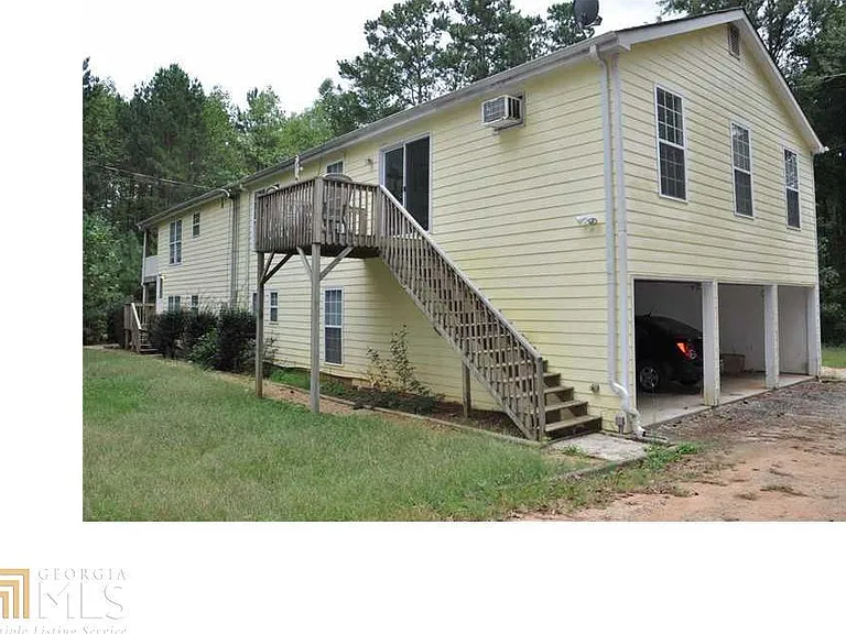156 Red Bank Rd #A — Photo 2