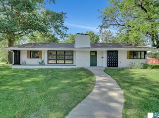 206 Florence Ave, Beatrice, NE 68310