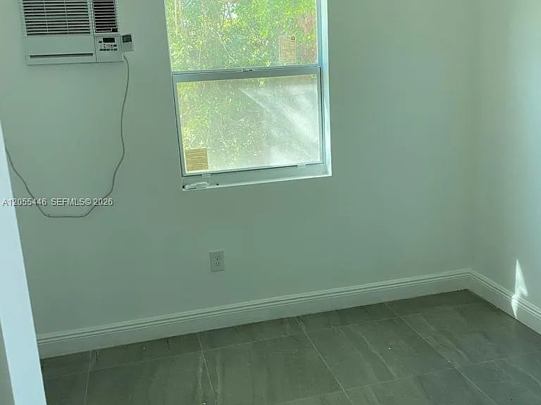 4023 SW 19th St #D — Photo 13