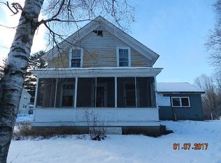 2 Summit St, Warrensburg, NY 12885
