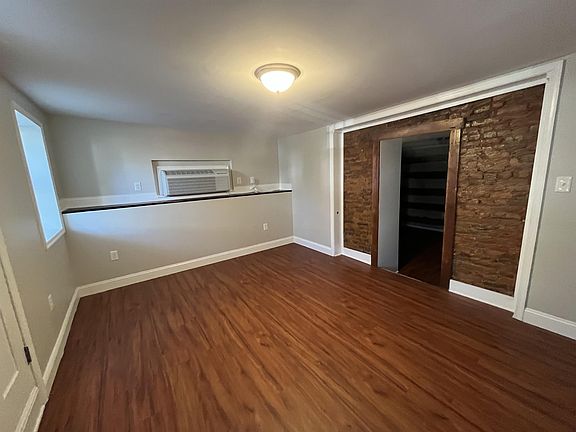 3rd image of 710 S Cameron St #1