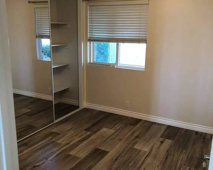 E Surfside Dr — Photo 12