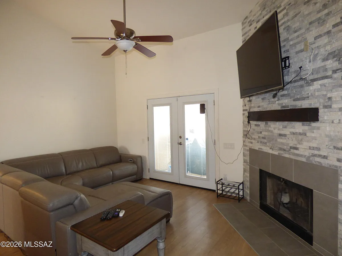 Building Photo - 7192 W Rivulet Dr