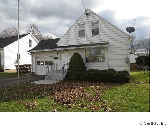 1st image of 124 Stuerwald Ave