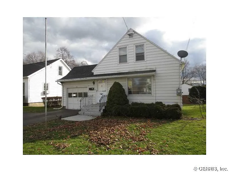 124 Stuerwald Ave photo 1