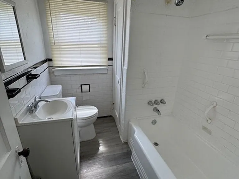 3028 Hanlon Ave — Photo 12