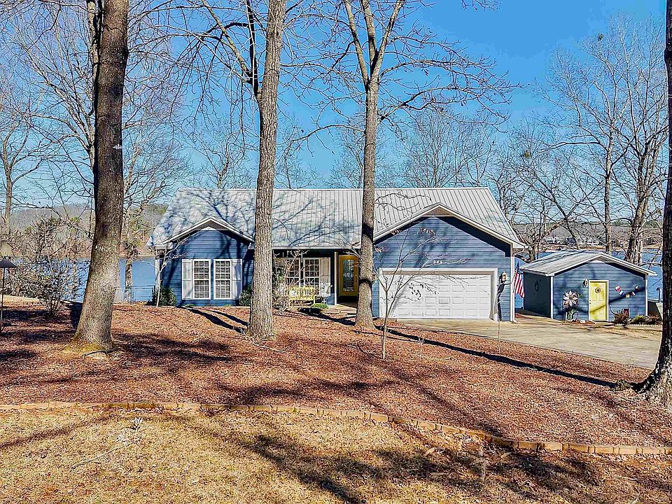 1st image of 246 N River Dr