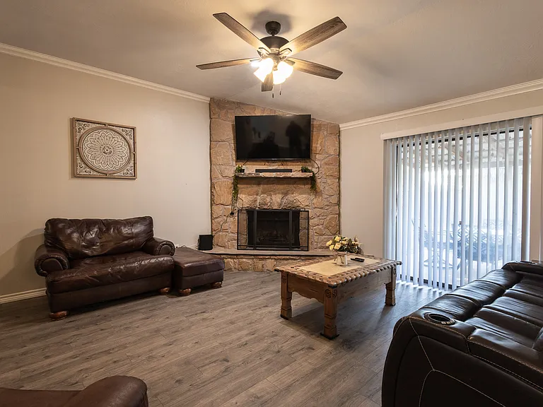 3412 Coastal Dr — Photo 7