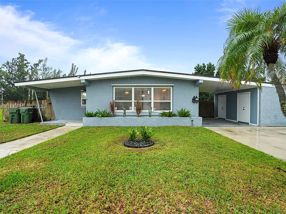 44 NW 19th St