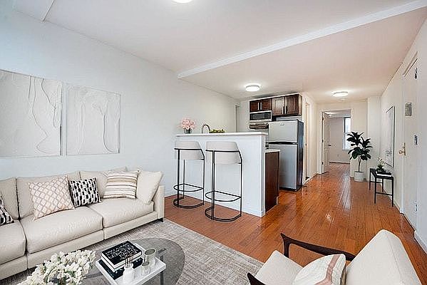 1st image of 137 1st Ave #3S