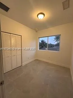 Building Photo - 723 NW 19th Ave #A