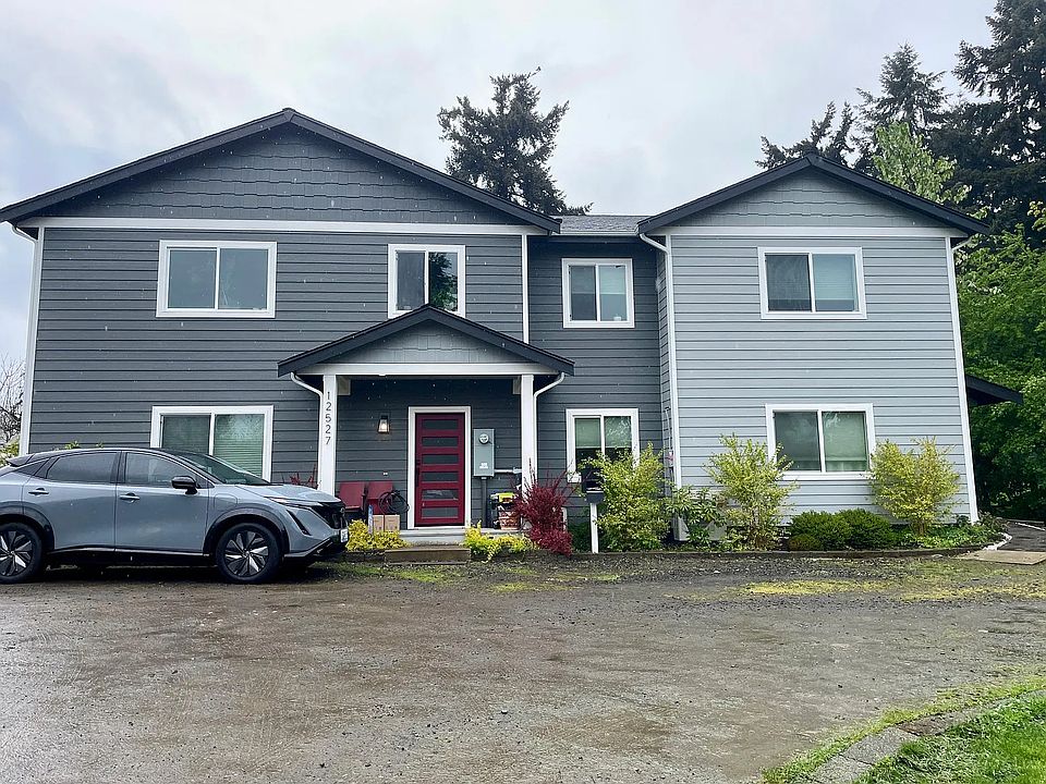 1st image of 12527 14th Ave S