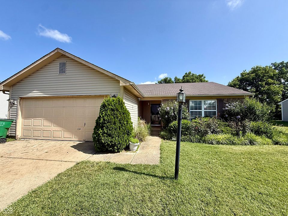 1st image of 18061 Sanibel Cir