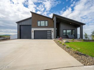 6584 W Constantine Ln, Rathdrum, ID 83858