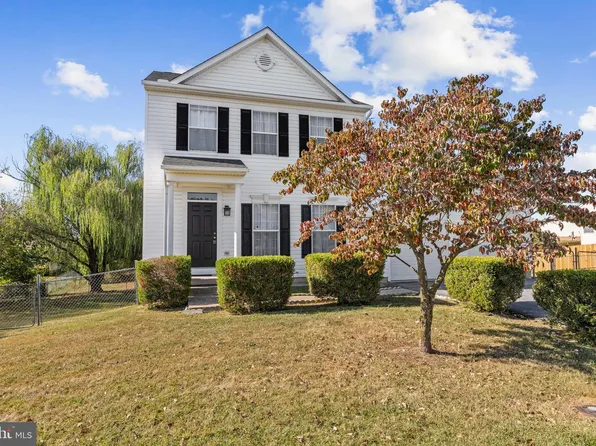 57 Thayers Gull Dr, Martinsburg, WV 25405