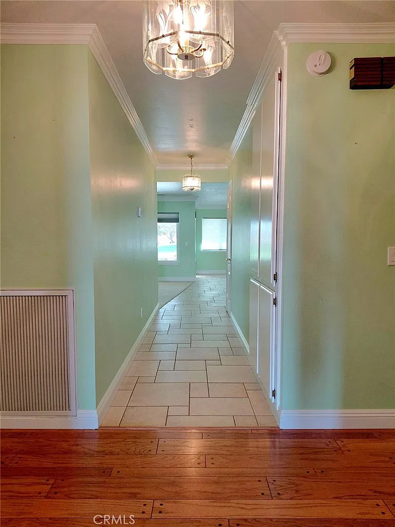 3 bed, 1623 sqft, $2,400 — Photo 2