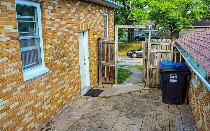 4 bed, 1288 sqft, $1,500 — Photo 4