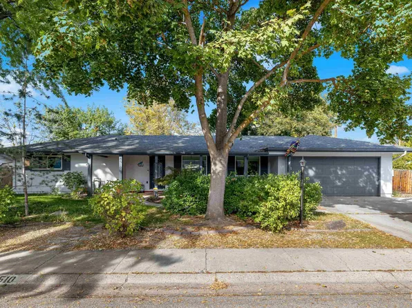 8510 W Crestwood Dr, Boise, ID 83704
