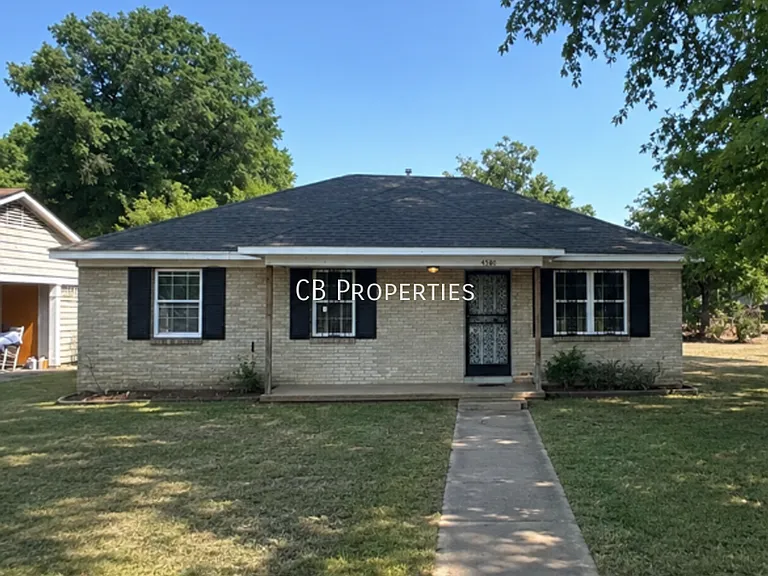 4580 Cottonwood Rd — Photo 1