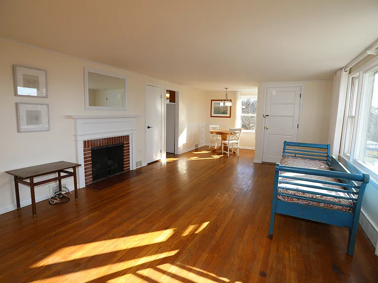 2548 E Lake Rd — Photo 7