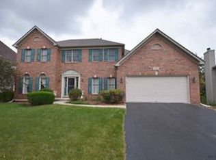 133 N Forestview Ln, Aurora, IL 60502