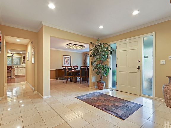 4th image of 1426 Woodhill Dr