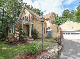 21 Main St, Pelham, NH 03076