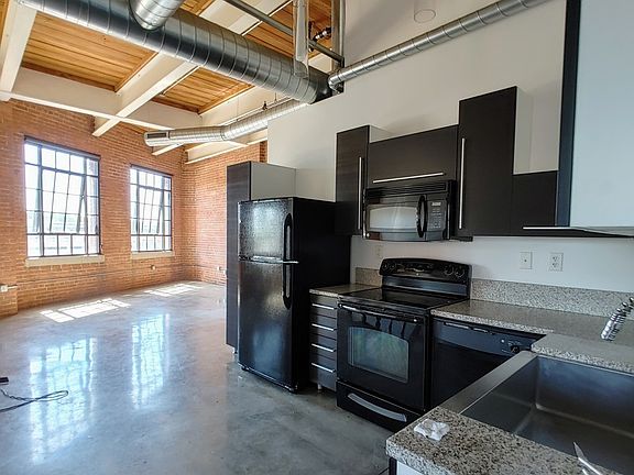 3rd image of 382 W 22nd St #205