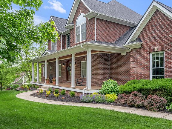 4th image of 615 Bellerive Blvd