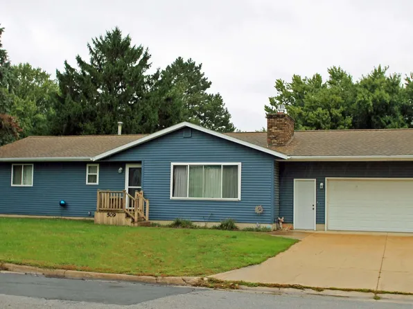 509 E Mark St, Shell Rock, IA 50670